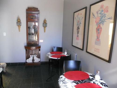 Hostal Rose Lodge