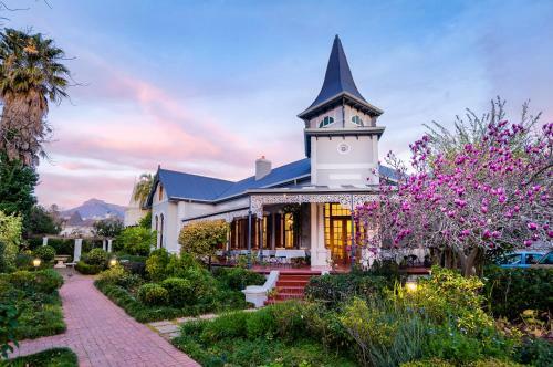 Hostal Bonne Esperance Guest House