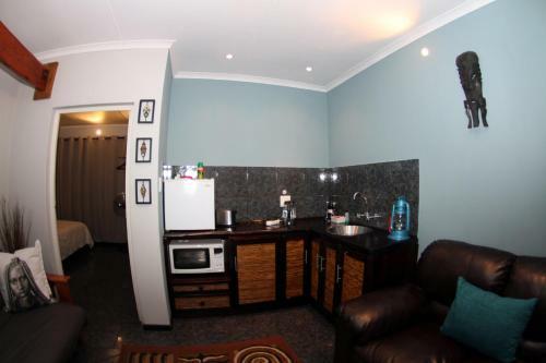 Hostal The Roundhouse Guesthouse