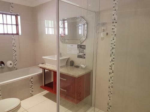 Hostal Sir Roys Guest House