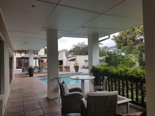 Hostal Sir Roys Guest House