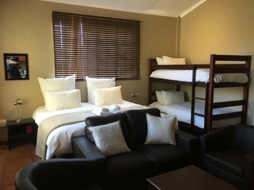 Hostal Treelands Manor