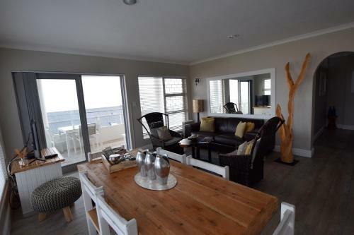 Apartment Dolphin House