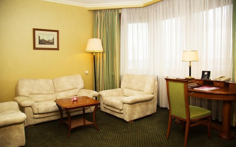 Hotel President