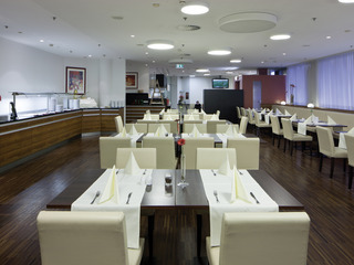 Hotel Austria Trend West/airport