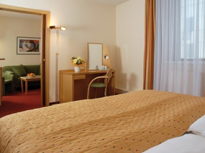 Hotel Austria Trend West/airport