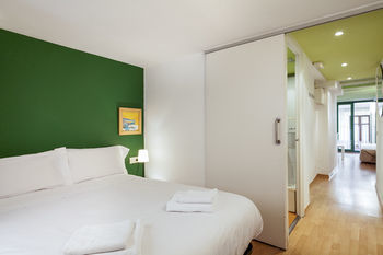 Inside-bcn Vidreria Apartments