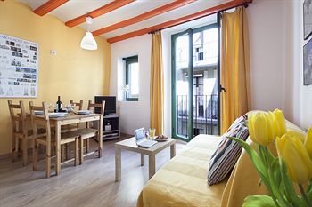 Inside-bcn Vidreria Apartments