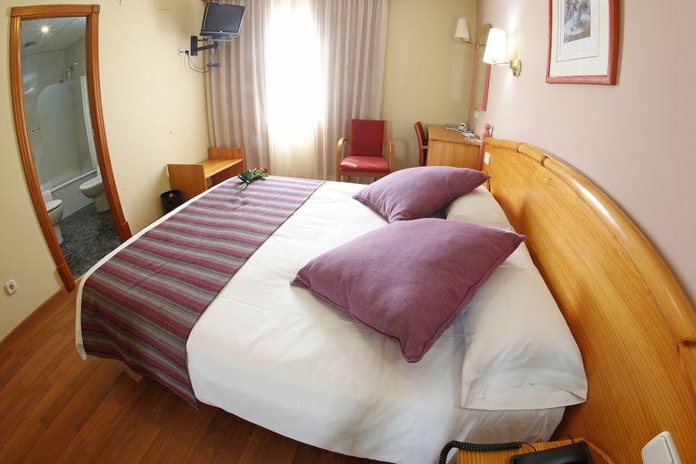 Hotel Maria De Luna