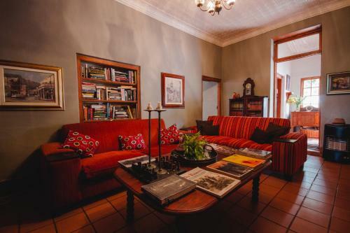 Hostal Cypress Cottage Guest House