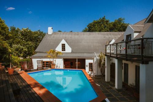 Hostal Cypress Cottage Guest House