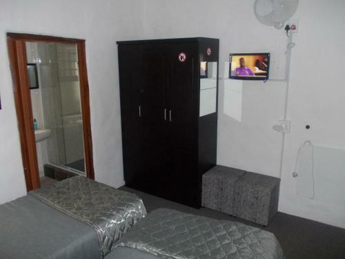Villa Ocean Crest B&B