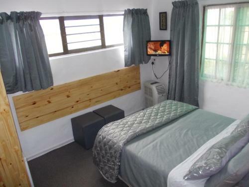 Villa Ocean Crest B&B