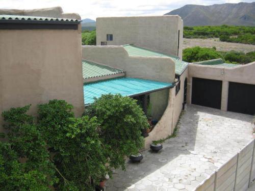 Villa Ocean Crest B&B