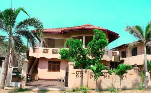 Hotel The Breeze Residence
