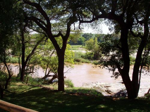 Bed & Breakfast River House