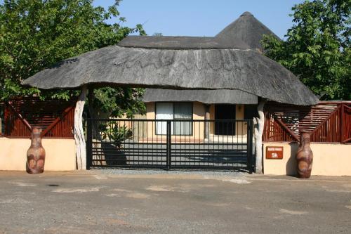 Bed & Breakfast River House
