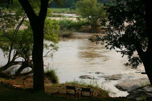 Bed & Breakfast River House