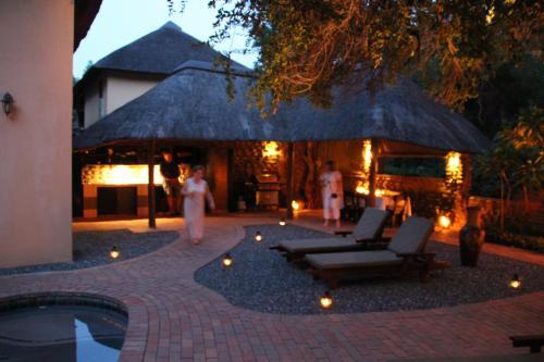 Bed & Breakfast River House