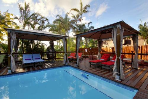 Albergue Monzi Safaris Backpackers