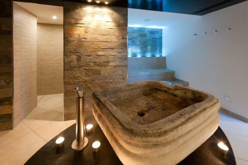 Aparthotel Hotel Hemizeus & Iremia Spa