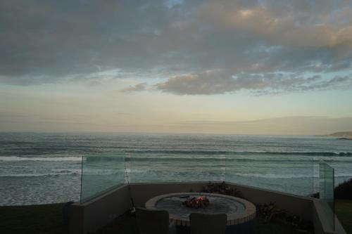 Hostal Bay Lodge On The Beach
