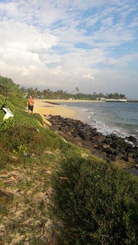 Colonial Surfing Villa Hostel & Home Stay