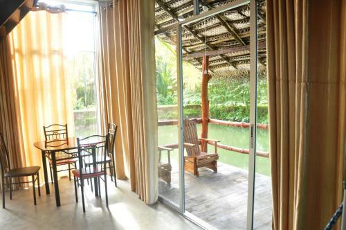 Villa Fish Island