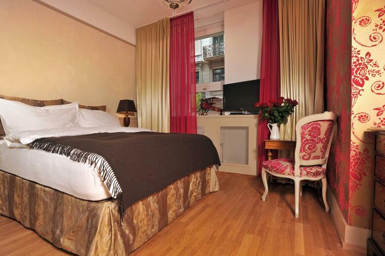 Townhouse Boutique Hotel