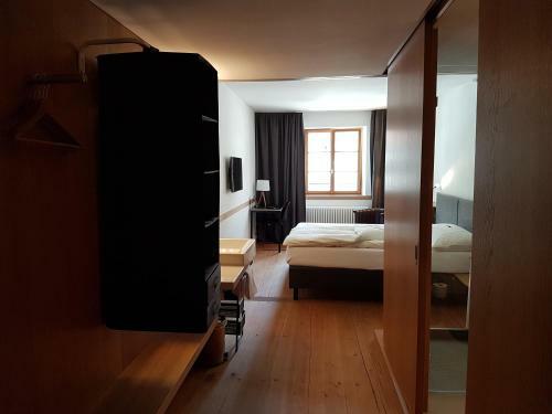 East-west Riverside Hotel Basel