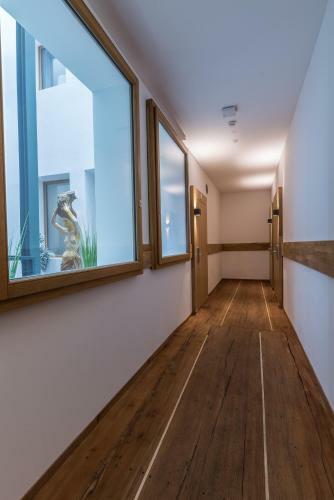 East-west Riverside Hotel Basel