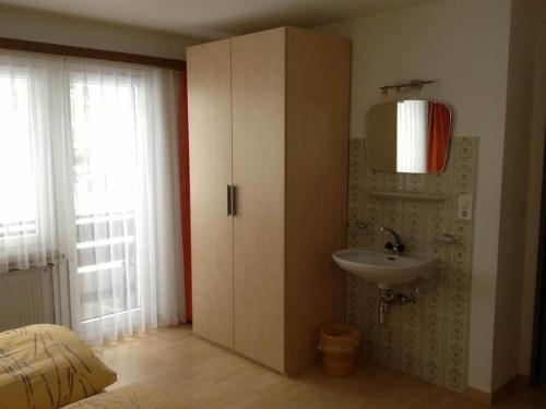 Apartment Atlas (sgf1700)