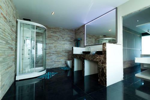 The Promenade Villa By Holiplanet