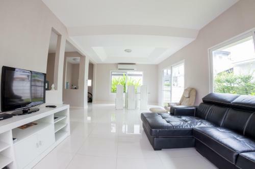 Maximize Luxury Apartment