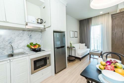 Apartamentos Dlux Condominium Phuket