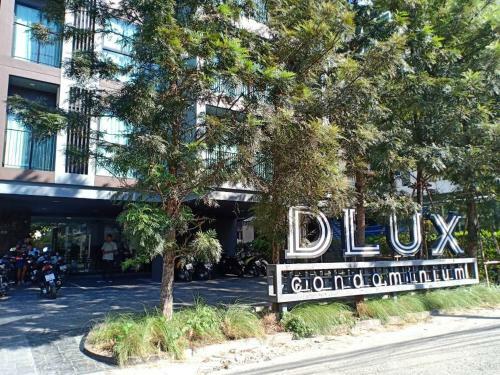 Apartamentos Dlux Condominium Phuket