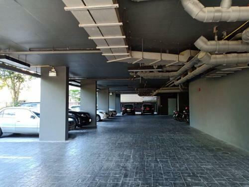 Apartamentos Dlux Condominium Phuket