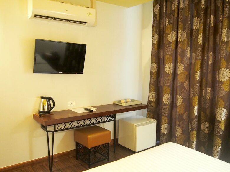 Hotel Retroasis