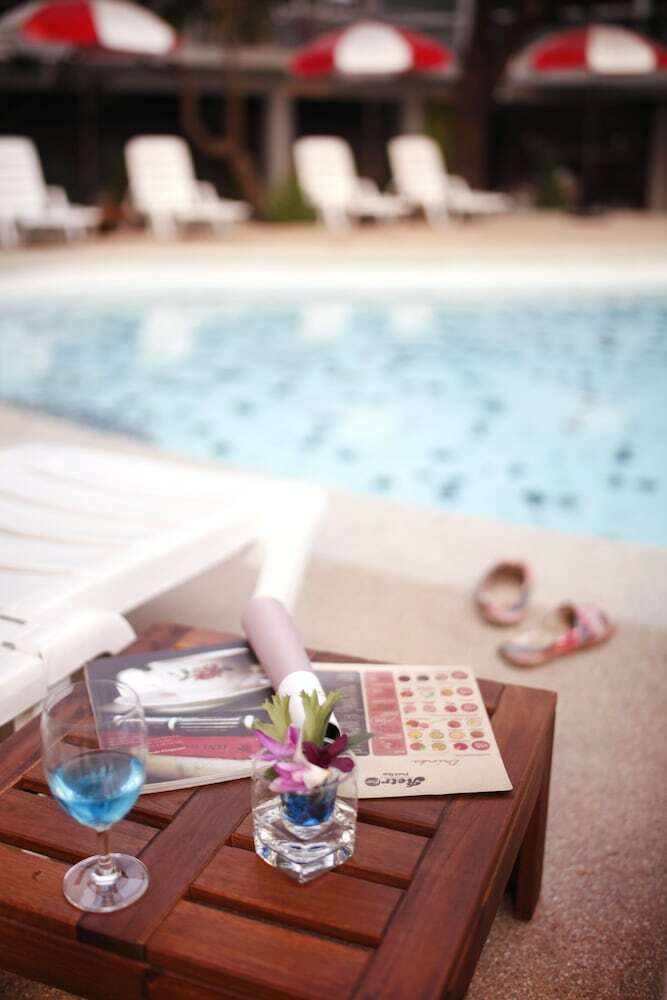 Hotel Retroasis
