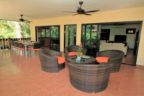 Villa Palm
