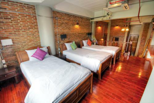 Hostal Saeng Panya Home