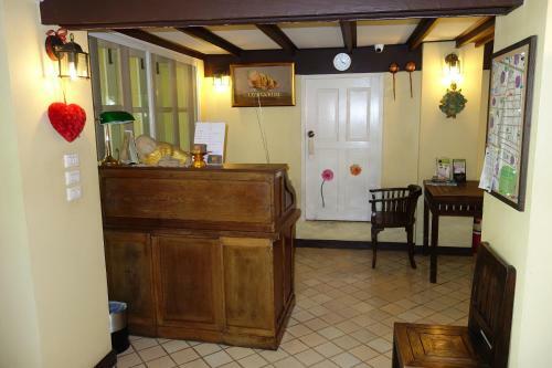 Hostal Bunthomstan