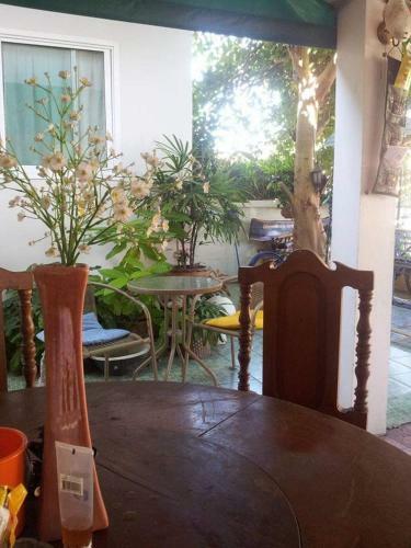 Hostal Srikrung Guesthouse