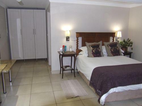 Hostal Plaas Guest House
