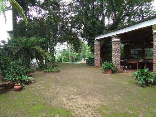 Hostal Plaas Guest House