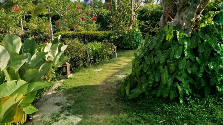 Hotel Arthaya Villas