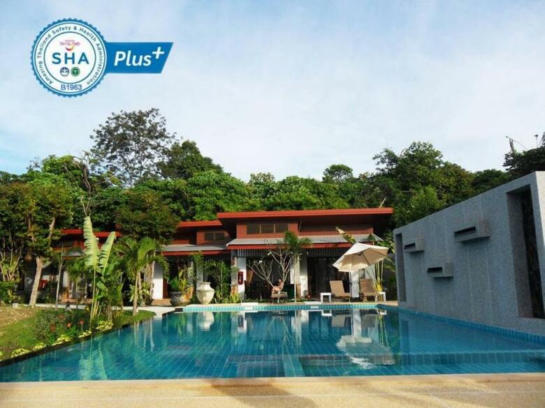Hotel Arthaya Villas
