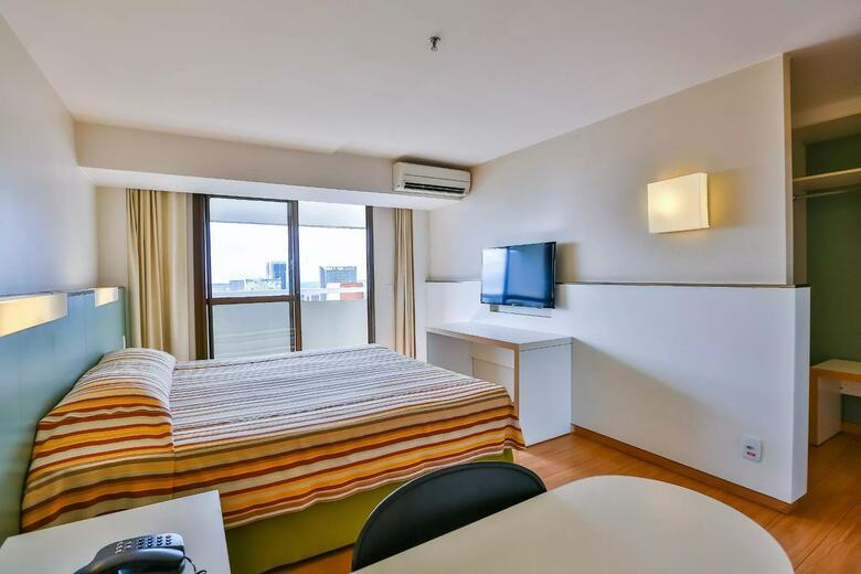 Hotel St. Paul Plaza