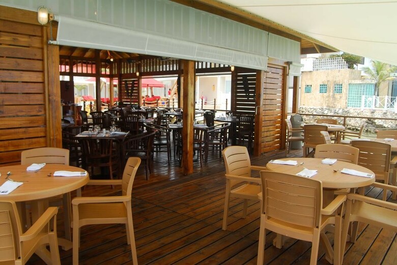 Hotel Decameron Los Delfines All Inclusive