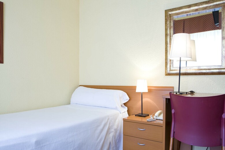 Hostal Bypillow Velazquez 45